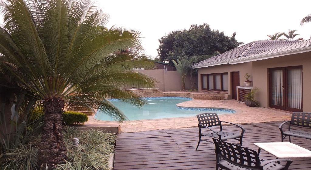 Acacia Guest House Mbombela ภายนอก รูปภาพ